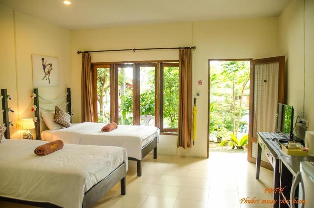 Готель Phuket Muay Thai House Rawai Екстер'єр фото